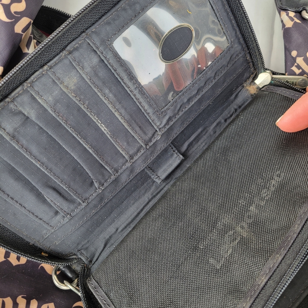 Lesportsac Black and Cream 'Baby Lamb' Script Shoulder Bag - Picture 6 of 6